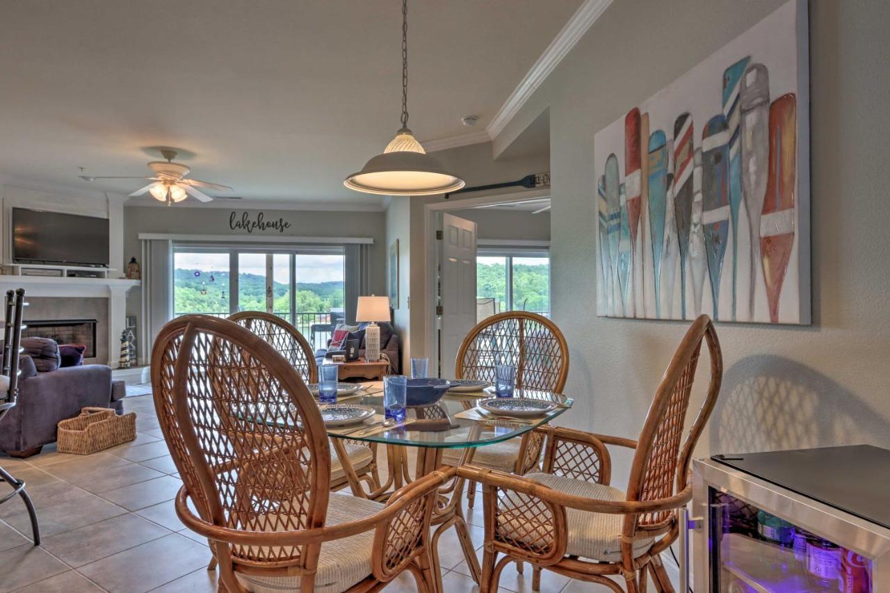 Lakefront Ozark Condo With Balcony And Seasonal Pool! Camdenton Eksteriør billede