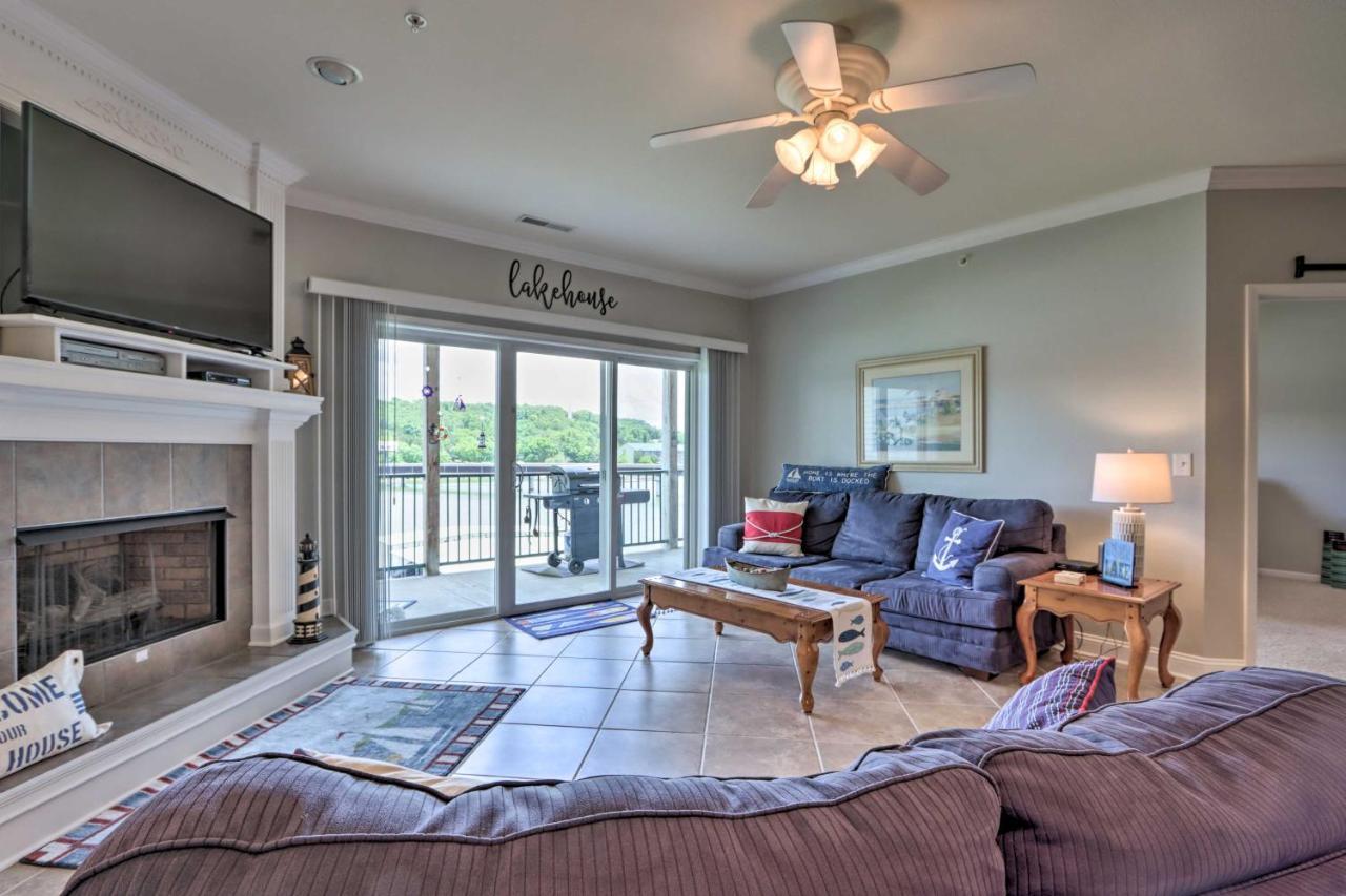 Lakefront Ozark Condo With Balcony And Seasonal Pool! Camdenton Eksteriør billede