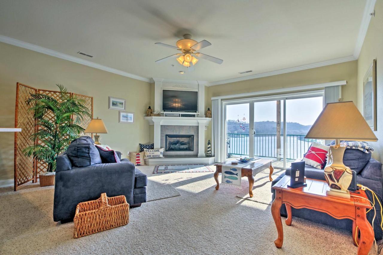 Lakefront Ozark Condo With Balcony And Seasonal Pool! Camdenton Eksteriør billede